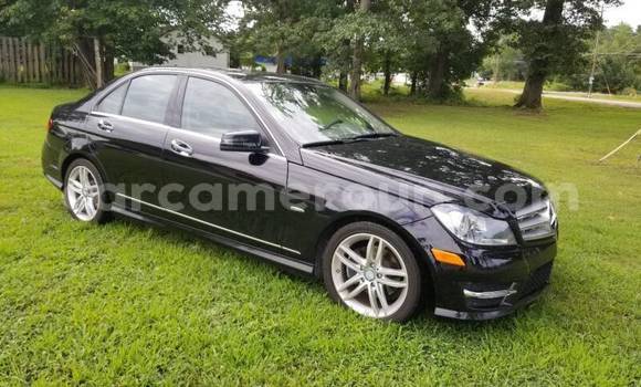 Acheter Occasion Voiture Mercedes‒Benz C–Class Noir à Douala, Littoral Cameroon Acheter Occasion Voiture Mercedes‒Benz C–Class Noir à Douala, Littoral Cameroon