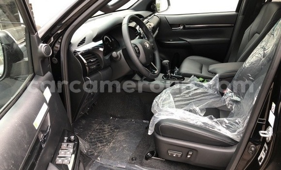 Acheter Occasion Voiture Toyota Hilux Noir à Douala, Littoral Cameroon Acheter Occasion Voiture Toyota Hilux Noir à Douala, Littoral Cameroon