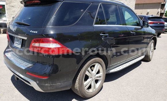 Sayi Na hannu Mercedes‒Benz ML–Class M Mota in Douala a Ƙasar Kamaru Sayi Na hannu Mercedes‒Benz ML–Class M Mota in Douala a Ƙasar Kamaru