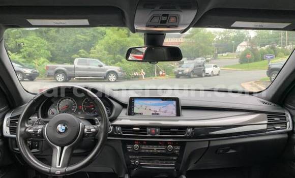 Sayi Na hannu BMW X6 Black Mota in Douala a Ƙasar Kamaru Sayi Na hannu BMW X6 Black Mota in Douala a Ƙasar Kamaru