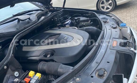 Sayi Imported Mercedes‒Benz M–Class Blue Mota in Douala a Ƙasar Kamaru Sayi Imported Mercedes‒Benz M–Class Blue Mota in Douala a Ƙasar Kamaru