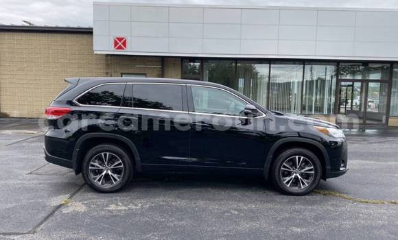Acheter Occasion Voiture Toyota Highlander Noir à Douala, Littoral Cameroon Acheter Occasion Voiture Toyota Highlander Noir à Douala, Littoral Cameroon