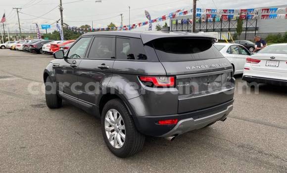 Sayi Na hannu Land Rover Range Rover Evoque M Mota in Douala a Ƙasar Kamaru Sayi Na hannu Land Rover Range Rover Evoque M Mota in Douala a Ƙasar Kamaru