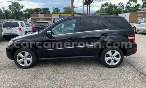 Acheter Occasion Voiture Mercedes‒Benz ML–Class Noir à Douala, Littoral Cameroon Acheter Occasion Voiture Mercedes‒Benz ML–Class Noir à Douala, Littoral Cameroon