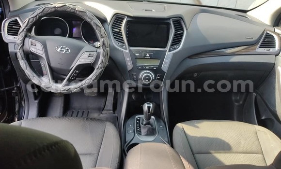 Sayi Imported Hyundai Santa Fe Black Mota in Douala a Ƙasar Kamaru Sayi Imported Hyundai Santa Fe Black Mota in Douala a Ƙasar Kamaru