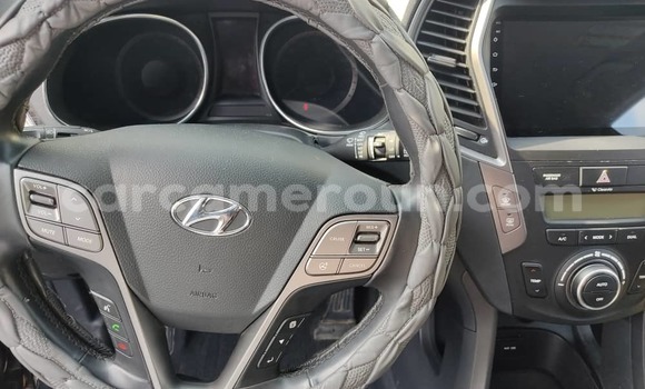 Sayi Imported Hyundai Santa Fe Black Mota in Douala a Ƙasar Kamaru Sayi Imported Hyundai Santa Fe Black Mota in Douala a Ƙasar Kamaru