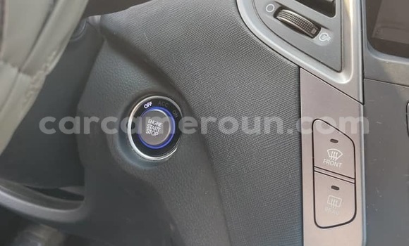 Sayi Imported Hyundai Santa Fe Black Mota in Douala a Ƙasar Kamaru Sayi Imported Hyundai Santa Fe Black Mota in Douala a Ƙasar Kamaru