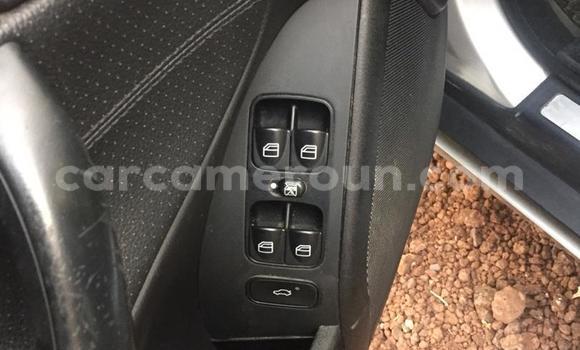 Sayi Imported Mercedes‒Benz C–Class Azurfa Mota in Douala a Ƙasar Kamaru Sayi Imported Mercedes‒Benz C–Class Azurfa Mota in Douala a Ƙasar Kamaru