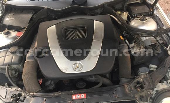 Sayi Imported Mercedes‒Benz C–Class Azurfa Mota in Douala a Ƙasar Kamaru Sayi Imported Mercedes‒Benz C–Class Azurfa Mota in Douala a Ƙasar Kamaru