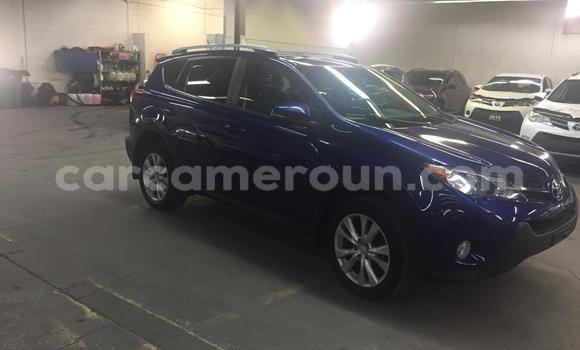 Sayi Imported Toyota RAV4 Blue Mota in Douala a Ƙasar Kamaru Sayi Imported Toyota RAV4 Blue Mota in Douala a Ƙasar Kamaru