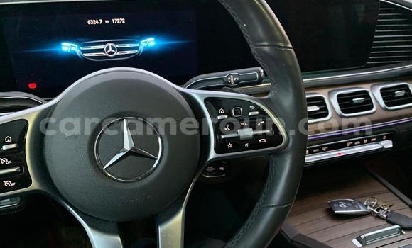Sayi Imported Mercedes‒Benz GLE Azurfa Mota in Douala a Ƙasar Kamaru Sayi Imported Mercedes‒Benz GLE Azurfa Mota in Douala a Ƙasar Kamaru