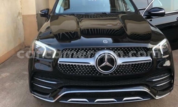 Sayi Imported Mercedes‒Benz GLE Black Mota in Douala a Ƙasar Kamaru Sayi Imported Mercedes‒Benz GLE Black Mota in Douala a Ƙasar Kamaru