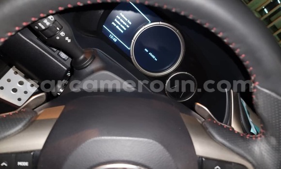 Sayi Imported Lexus RX 350 Azurfa Mota in Douala a Ƙasar Kamaru Sayi Imported Lexus RX 350 Azurfa Mota in Douala a Ƙasar Kamaru