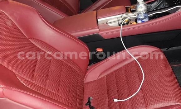 Sayi Imported Lexus RX 350 Azurfa Mota in Douala a Ƙasar Kamaru Sayi Imported Lexus RX 350 Azurfa Mota in Douala a Ƙasar Kamaru