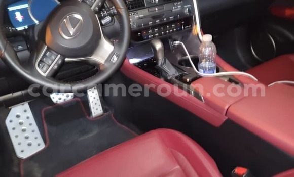 Sayi Imported Lexus RX 350 Azurfa Mota in Douala a Ƙasar Kamaru Sayi Imported Lexus RX 350 Azurfa Mota in Douala a Ƙasar Kamaru