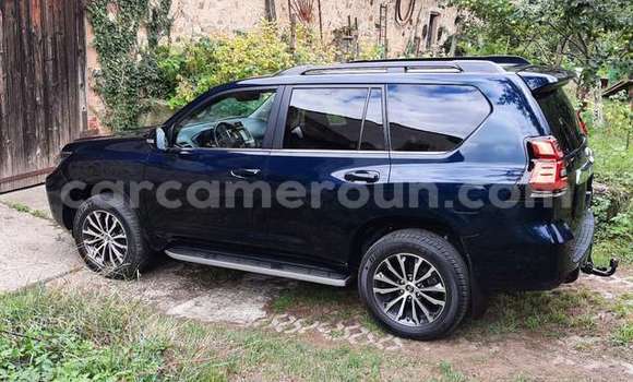 Acheter Occasion Voiture Toyota Land Cruiser Prado Noir à Douala, Littoral Cameroon Acheter Occasion Voiture Toyota Land Cruiser Prado Noir à Douala, Littoral Cameroon
