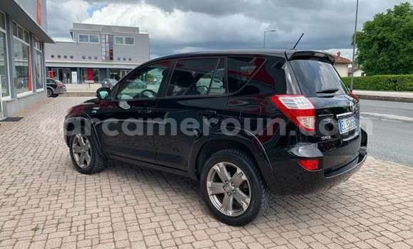 Acheter Occasion Voiture Toyota RAV4 Noir à Yaoundé, Central Cameroon Acheter Occasion Voiture Toyota RAV4 Noir à Yaoundé, Central Cameroon