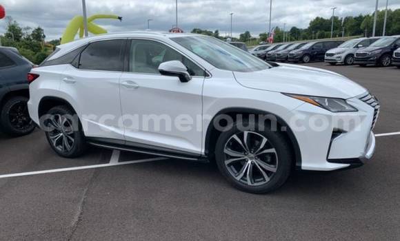 Sayi Na hannu Lexus RX 350 White Mota in Yaounde a Babban Kamaru Sayi Na hannu Lexus RX 350 White Mota in Yaounde a Babban Kamaru