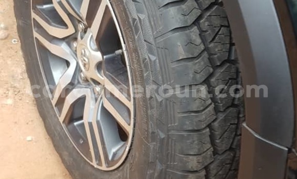 Acheter Occasion Voiture Toyota Fortuner Noir à Yaoundé, Central Cameroon Acheter Occasion Voiture Toyota Fortuner Noir à Yaoundé, Central Cameroon