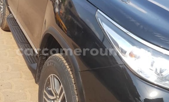 Acheter Occasion Voiture Toyota Fortuner Noir à Yaoundé, Central Cameroon Acheter Occasion Voiture Toyota Fortuner Noir à Yaoundé, Central Cameroon