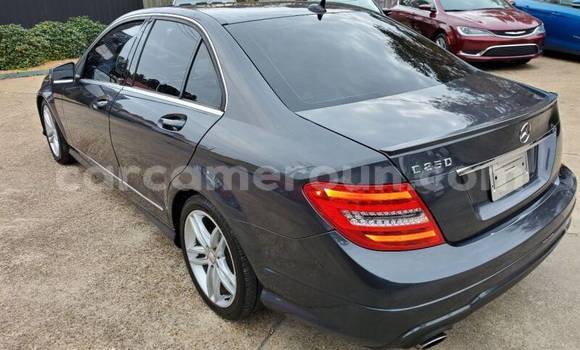 Acheter Occasion Voiture Mercedes-Benz C-Classe Beige à Douala, Littoral Cameroon Acheter Occasion Voiture Mercedes-Benz C-Classe Beige à Douala, Littoral Cameroon
