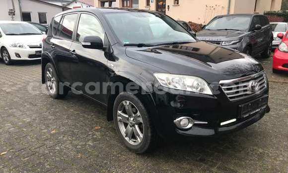Acheter Occasion Voiture Toyota RAV4 Beige à Yaoundé, Central Cameroon Acheter Occasion Voiture Toyota RAV4 Beige à Yaoundé, Central Cameroon