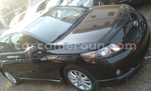 Sayi Imported Toyota Corolla Black Mota in Douala a Ƙasar Kamaru Sayi Imported Toyota Corolla Black Mota in Douala a Ƙasar Kamaru
