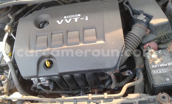 Sayi Imported Toyota Corolla Black Mota in Douala a Ƙasar Kamaru Sayi Imported Toyota Corolla Black Mota in Douala a Ƙasar Kamaru