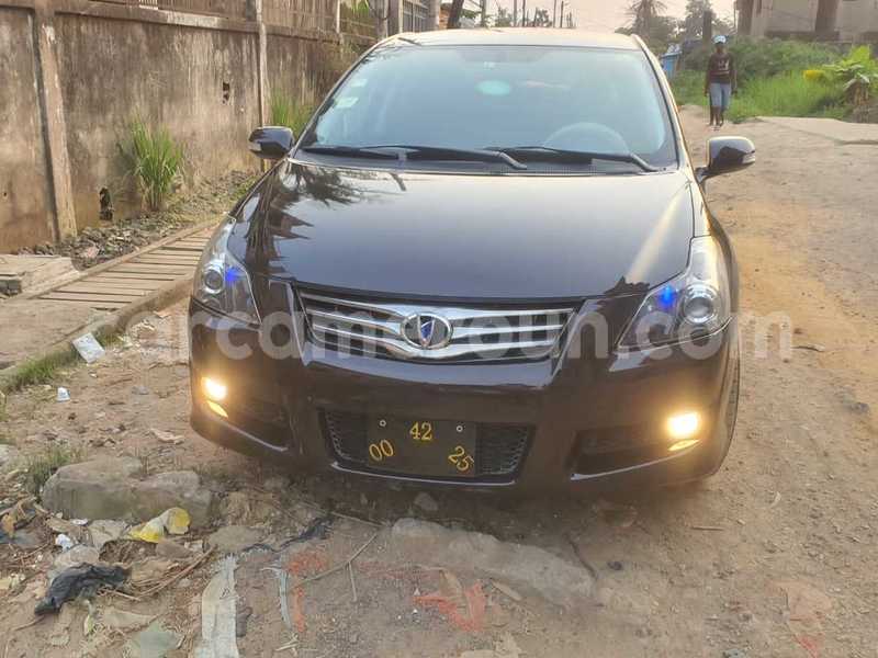 Acheter neuf voiture toyota blade gris à douala, littoral cameroon