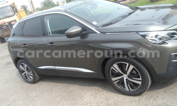 Sayi Imported Peugeot 3008 Green Mota in Douala a Ƙasar Kamaru Sayi Imported Peugeot 3008 Green Mota in Douala a Ƙasar Kamaru