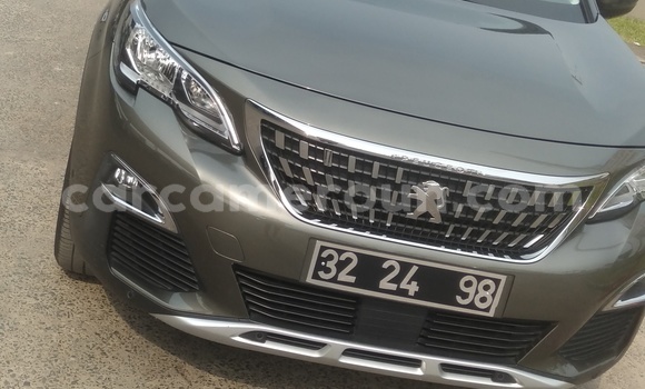 Sayi Imported Peugeot 3008 Green Mota in Douala a Ƙasar Kamaru Sayi Imported Peugeot 3008 Green Mota in Douala a Ƙasar Kamaru