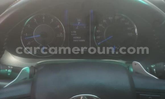 Sayi Na hannu Toyota Fortuner Azurfa Mota in Douala a Ƙasar Kamaru Sayi Na hannu Toyota Fortuner Azurfa Mota in Douala a Ƙasar Kamaru
