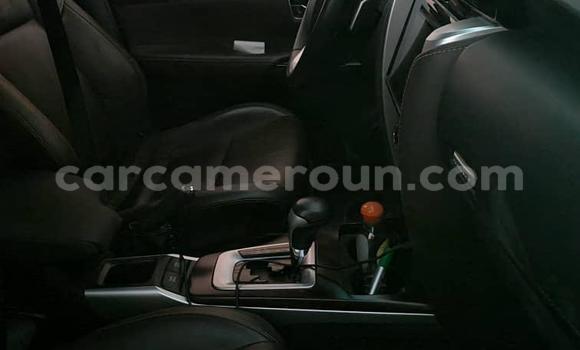 Sayi Na hannu Toyota Fortuner Azurfa Mota in Douala a Ƙasar Kamaru Sayi Na hannu Toyota Fortuner Azurfa Mota in Douala a Ƙasar Kamaru