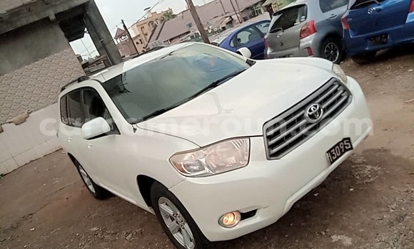 Acheter Neuf Voiture Toyota Highlander Blanc à Douala, Littoral Cameroon Acheter Neuf Voiture Toyota Highlander Blanc à Douala, Littoral Cameroon