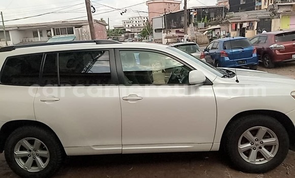 Acheter Neuf Voiture Toyota Highlander Blanc à Douala, Littoral Cameroon Acheter Neuf Voiture Toyota Highlander Blanc à Douala, Littoral Cameroon