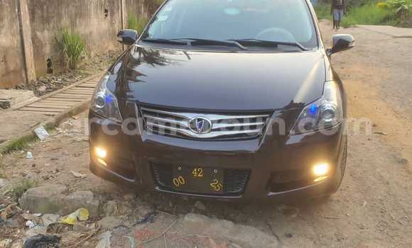 Sayi Sabo Toyota Blade Sauran Mota in Douala a Ƙasar Kamaru Sayi Sabo Toyota Blade Sauran Mota in Douala a Ƙasar Kamaru