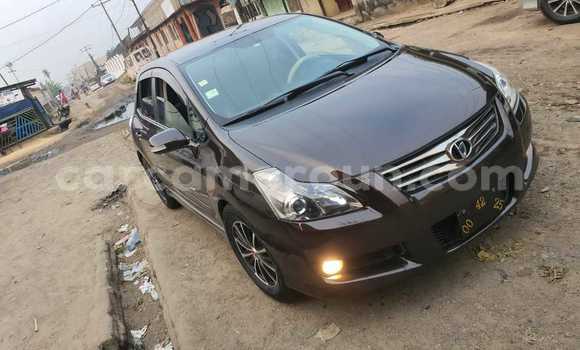 Sayi Sabo Toyota Blade Sauran Mota in Douala a Ƙasar Kamaru Sayi Sabo Toyota Blade Sauran Mota in Douala a Ƙasar Kamaru