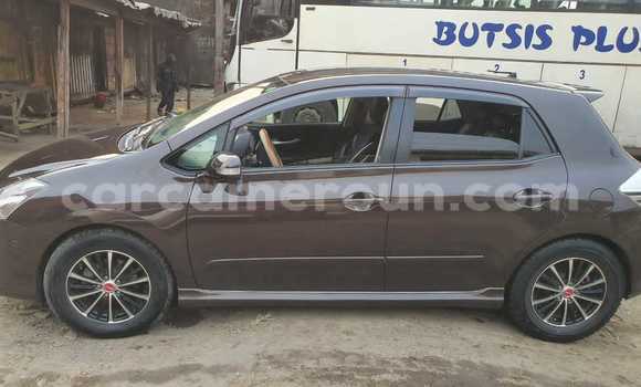 Sayi Sabo Toyota Blade Sauran Mota in Douala a Ƙasar Kamaru Sayi Sabo Toyota Blade Sauran Mota in Douala a Ƙasar Kamaru