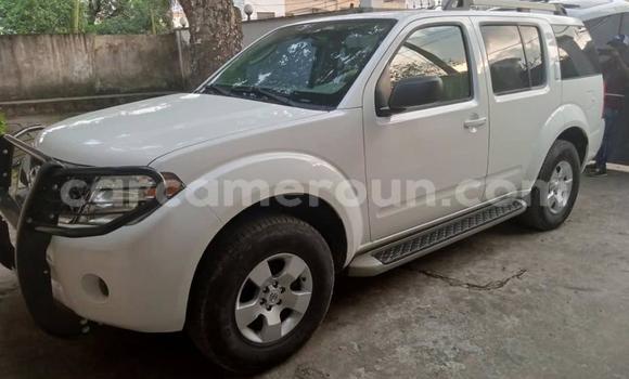 Acheter Neuf Voiture Nissan Pathfinder Blanc à Douala, Littoral Cameroon Acheter Neuf Voiture Nissan Pathfinder Blanc à Douala, Littoral Cameroon