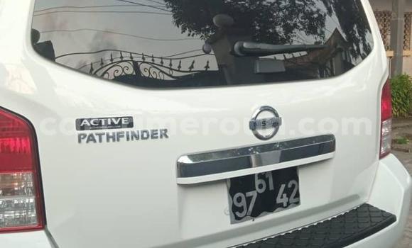 Acheter Neuf Voiture Nissan Pathfinder Blanc à Douala, Littoral Cameroon Acheter Neuf Voiture Nissan Pathfinder Blanc à Douala, Littoral Cameroon