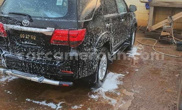 Acheter Occasion Voiture Toyota Fortuner Noir à Douala, Littoral Cameroon Acheter Occasion Voiture Toyota Fortuner Noir à Douala, Littoral Cameroon