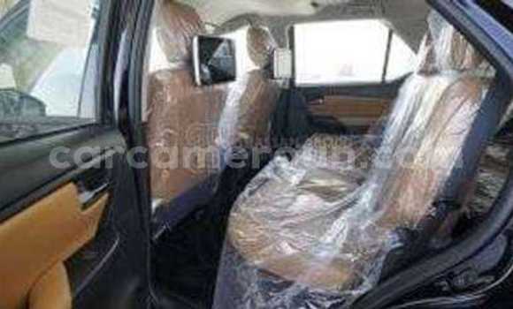 Acheter Neuf Voiture Toyota Fortuner Noir à Douala, Littoral Cameroon Acheter Neuf Voiture Toyota Fortuner Noir à Douala, Littoral Cameroon