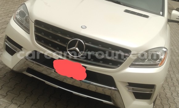 Sayi Imported Mercedes‒Benz ML–Class White Mota in Douala a Ƙasar Kamaru Sayi Imported Mercedes‒Benz ML–Class White Mota in Douala a Ƙasar Kamaru