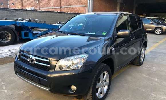 Acheter Occasion Voiture Toyota RAV4 Noir à Yaoundé, Central Cameroon Acheter Occasion Voiture Toyota RAV4 Noir à Yaoundé, Central Cameroon