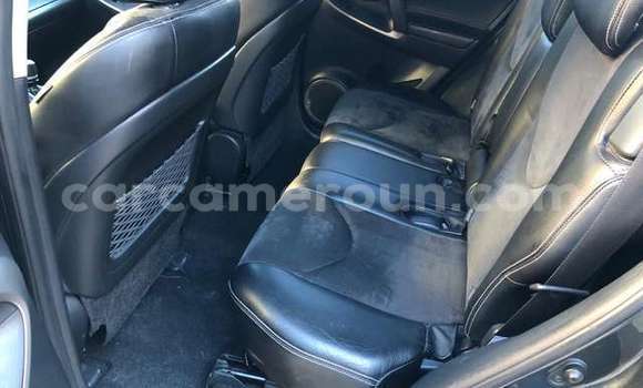 Acheter Occasion Voiture Toyota RAV4 Noir à Yaoundé, Central Cameroon Acheter Occasion Voiture Toyota RAV4 Noir à Yaoundé, Central Cameroon