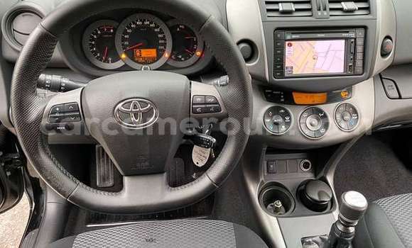 Acheter Occasion Voiture Toyota RAV4 Noir à Douala, Littoral Cameroon Acheter Occasion Voiture Toyota RAV4 Noir à Douala, Littoral Cameroon