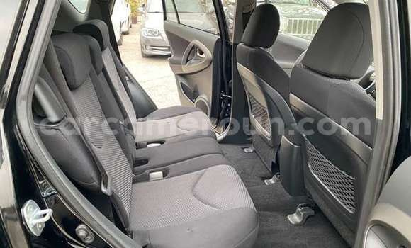 Acheter Occasion Voiture Toyota RAV4 Noir à Douala, Littoral Cameroon Acheter Occasion Voiture Toyota RAV4 Noir à Douala, Littoral Cameroon