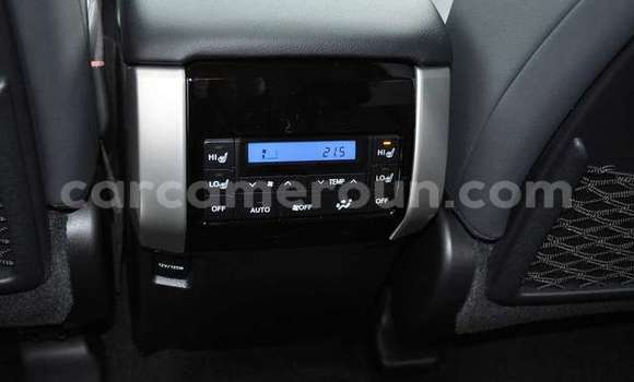 Acheter Occasion Voiture Toyota Land Cruiser Prado Noir à Yaoundé, Central Cameroon Acheter Occasion Voiture Toyota Land Cruiser Prado Noir à Yaoundé, Central Cameroon