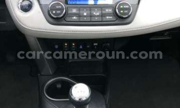 Acheter Occasion Voiture Toyota RAV4 Blanc à Yaoundé, Central Cameroon Acheter Occasion Voiture Toyota RAV4 Blanc à Yaoundé, Central Cameroon