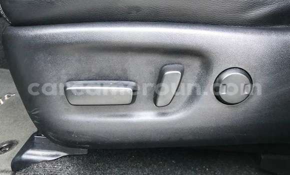 Acheter Occasion Voiture Toyota RAV4 Blanc à Yaoundé, Central Cameroon Acheter Occasion Voiture Toyota RAV4 Blanc à Yaoundé, Central Cameroon